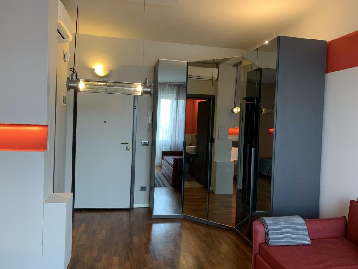 Carlotta Station Suite Bologna Buitenkant foto