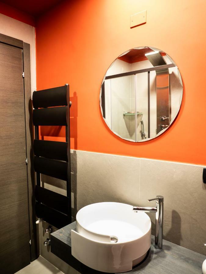 Carlotta Station Suite Bologna Buitenkant foto