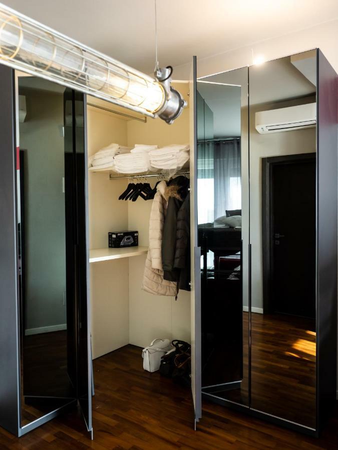 Carlotta Station Suite Bologna Buitenkant foto