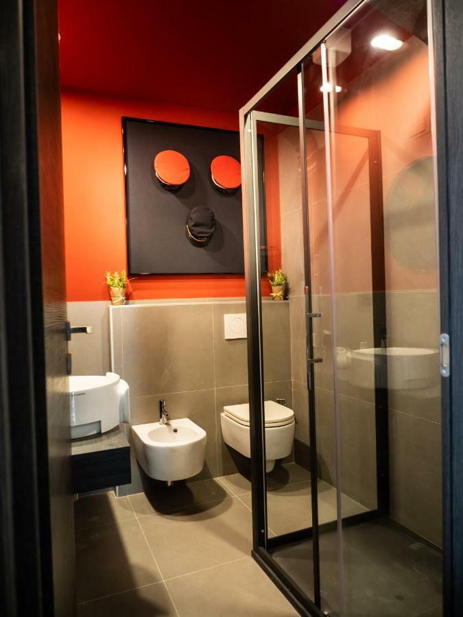 Carlotta Station Suite Bologna Buitenkant foto